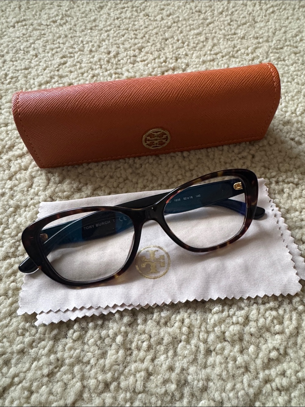 Tory Burch Tortoise Cat-Eye Glasses with Orange Logo Case